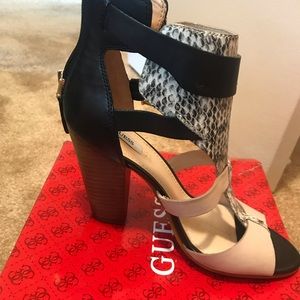 Guess - Boden - Multi Black - 8.5M